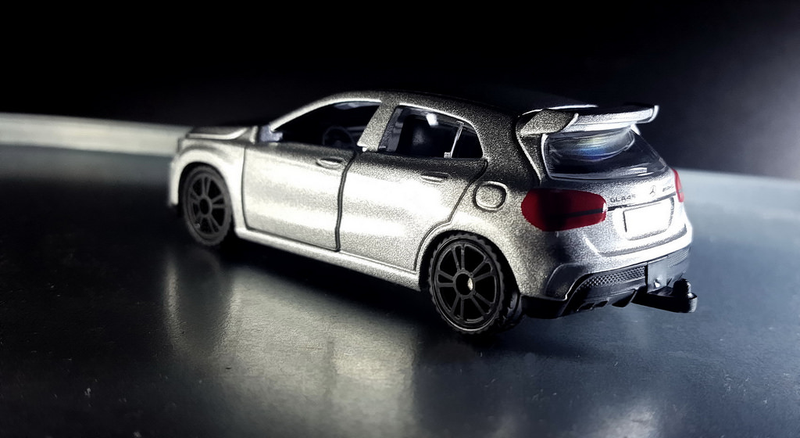 Illustration for article titled A silver Merc